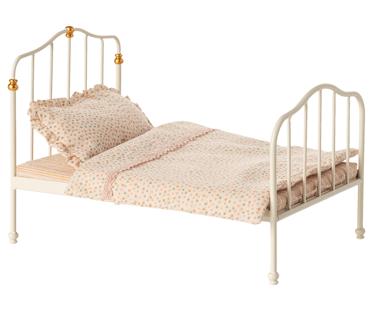 Vintage Bett Maus creme